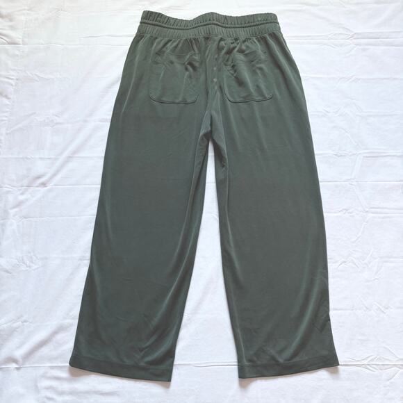 Lou & Grey Luvstretch women's sz Medium wide leg pants pull on sage green casual - Picture 4 of 6